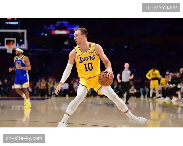 肯纳德0.6秒三分绝杀魔术 湖人九连胜巩固西部第三席位 肯纳德0.6秒三分绝杀魔术 湖人九连胜巩固西部第三席位